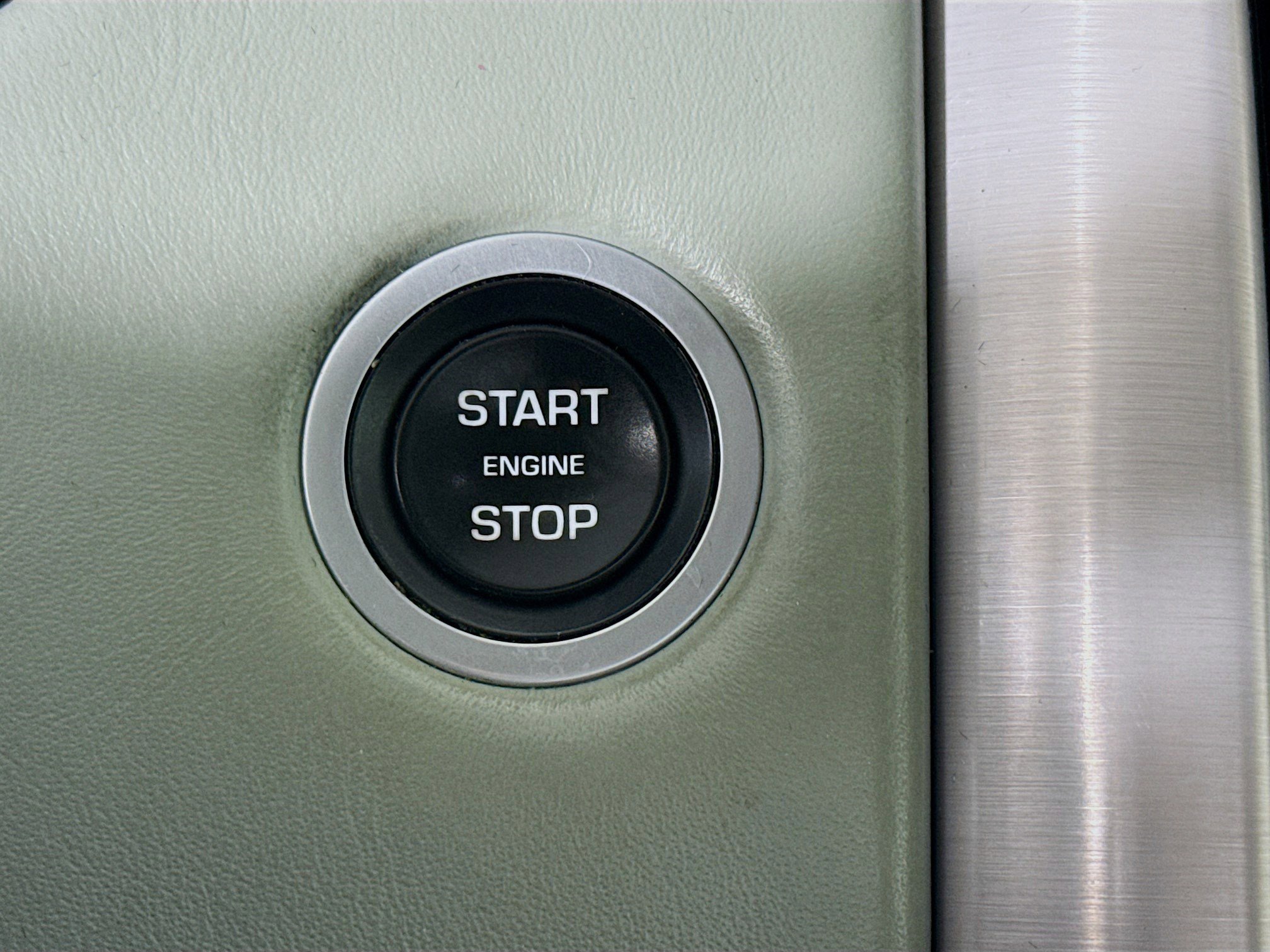 Used 2017 Land Rover Discovery HSE Luxury image 21