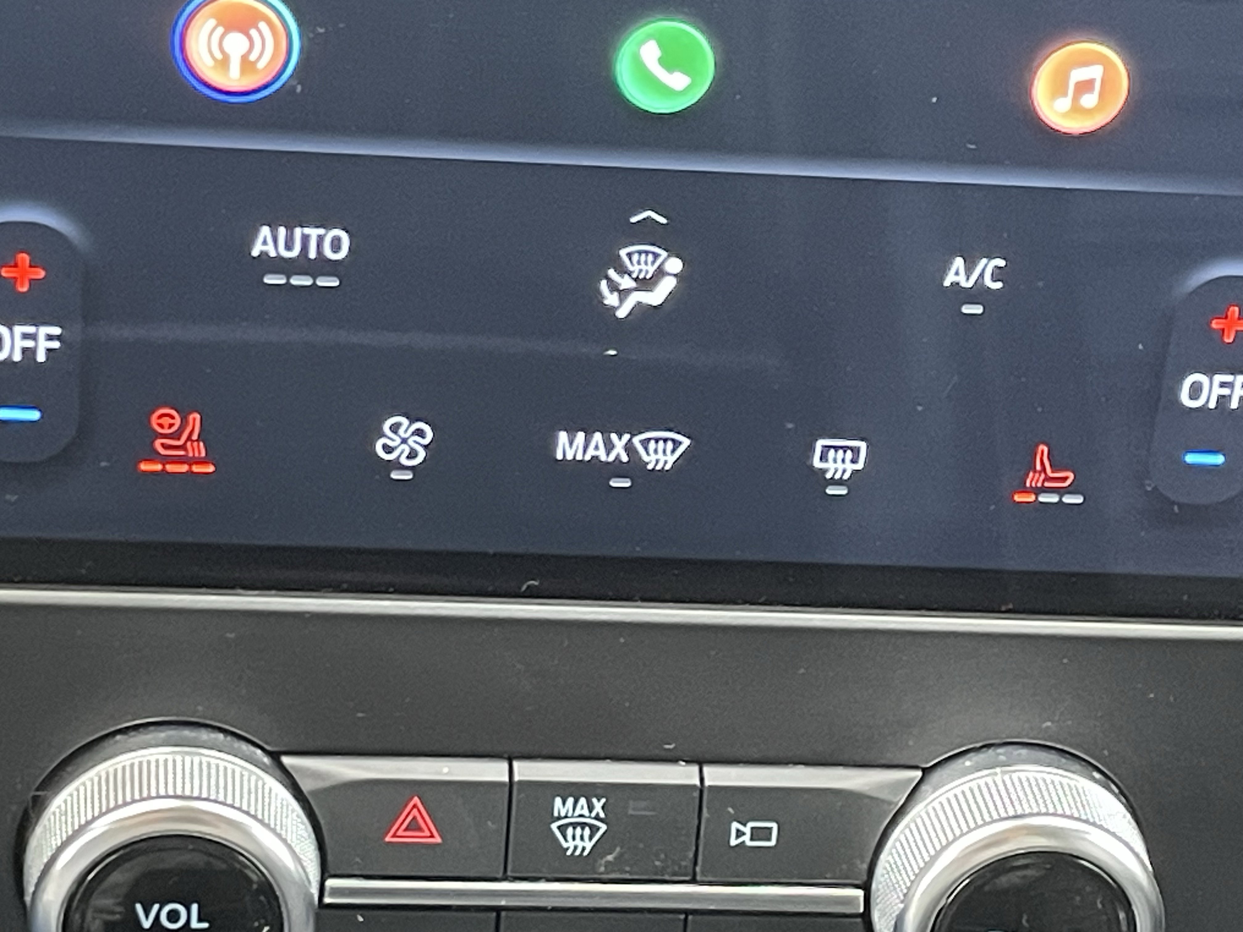 Used 2024 Ford Edge SEL w/ Convenience Package image 14