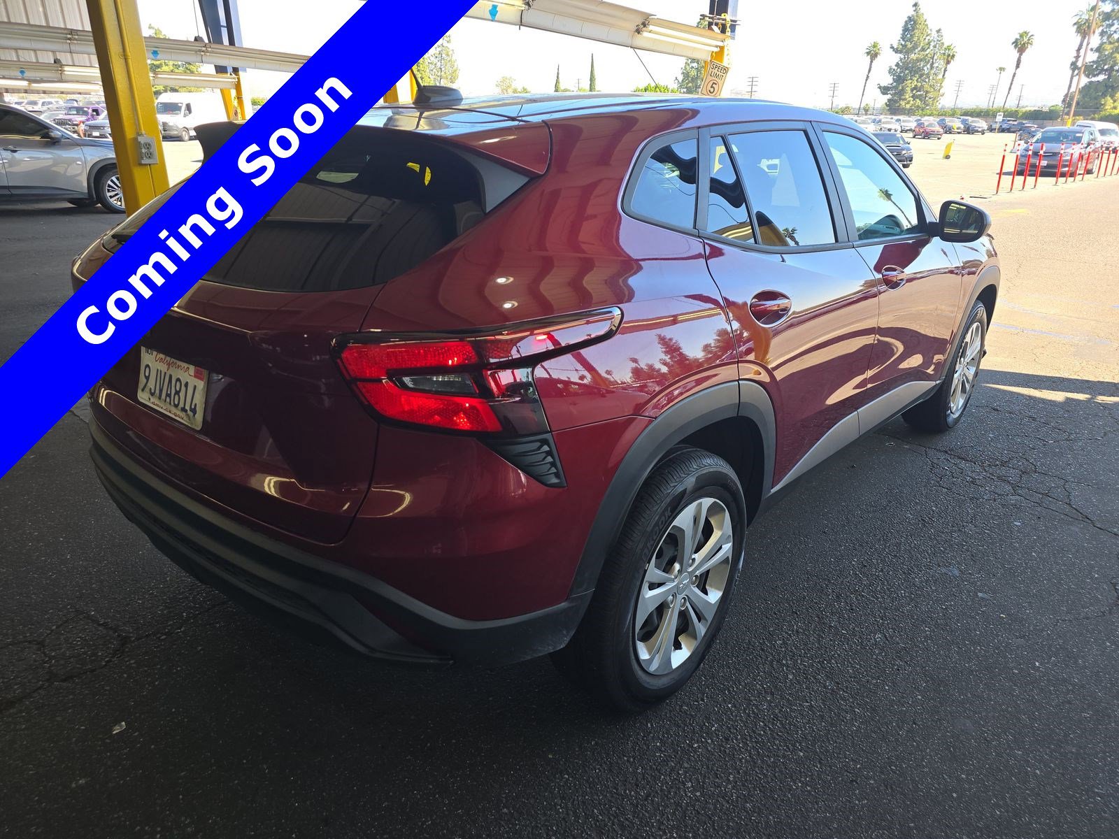 Used 2024 Chevrolet Trax LS image 2