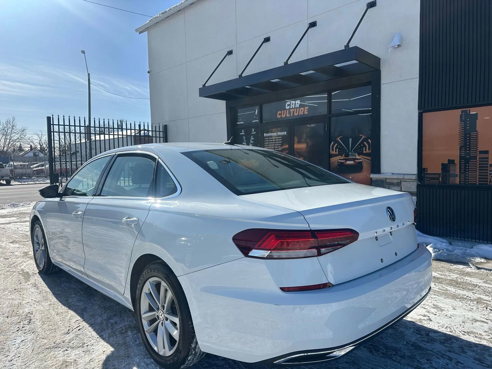 Used 2020 Volkswagen Passat 2.0T SE image 5