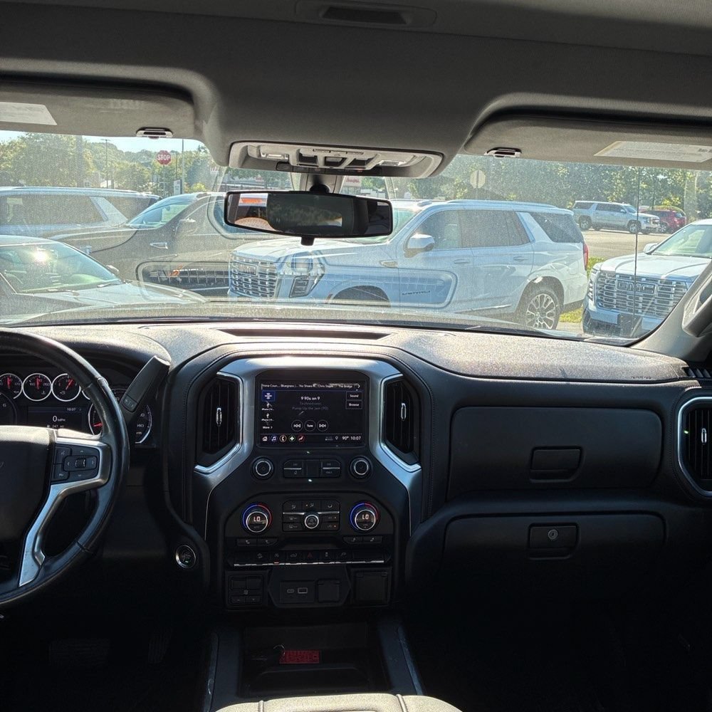 Used 2019 Chevrolet Silverado 1500 LT Trail Boss AWD/4WD image 8