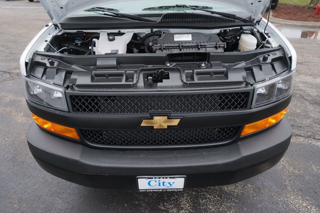 New 2026 Chevrolet Express 3500 Extended w/ Driver Convenience Package image 20