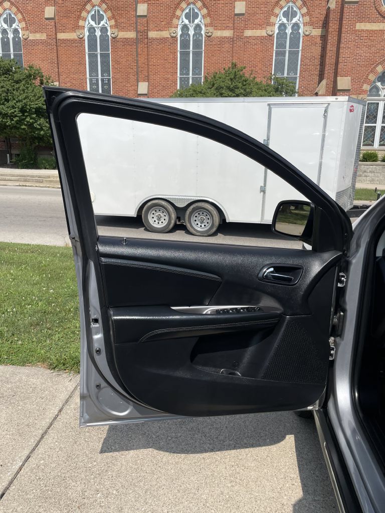 Used 2018 Dodge Journey Crossroad AWD/4WD image 5