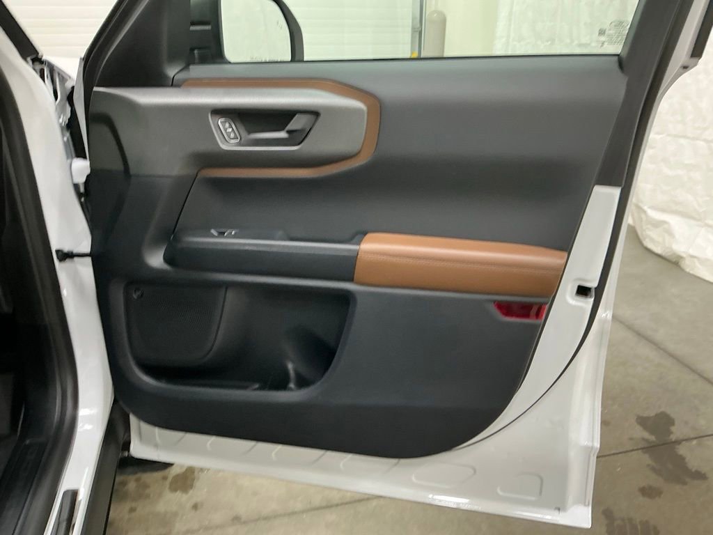 Used 2025 Ford Bronco Sport Outer Banks w/ Outer Banks Tech Package+ image 33