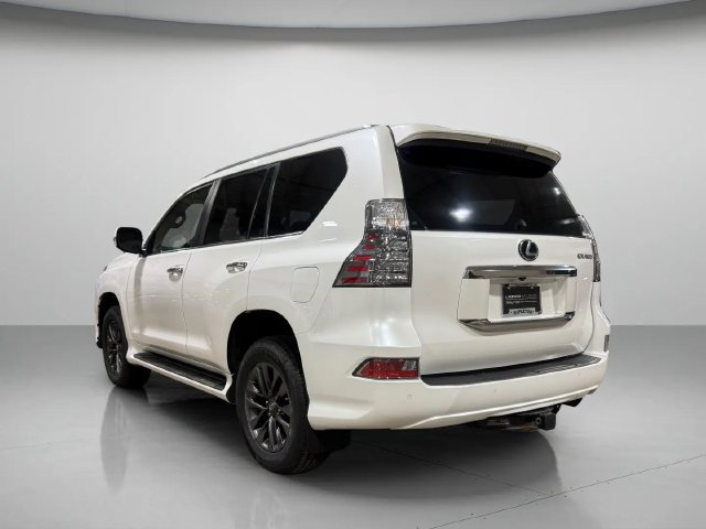 Certified 2023 Lexus GX 460 Premium w/ Premium Package AWD/4WD image 6