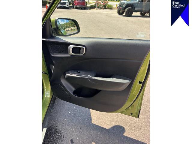 Used 2020 Hyundai Venue SE FWD image 5