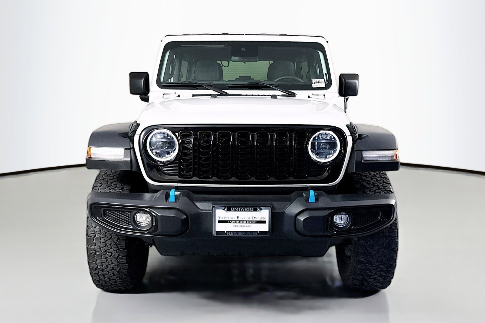 Used 2024 Jeep Wrangler Unlimited AWD/4WD image 3