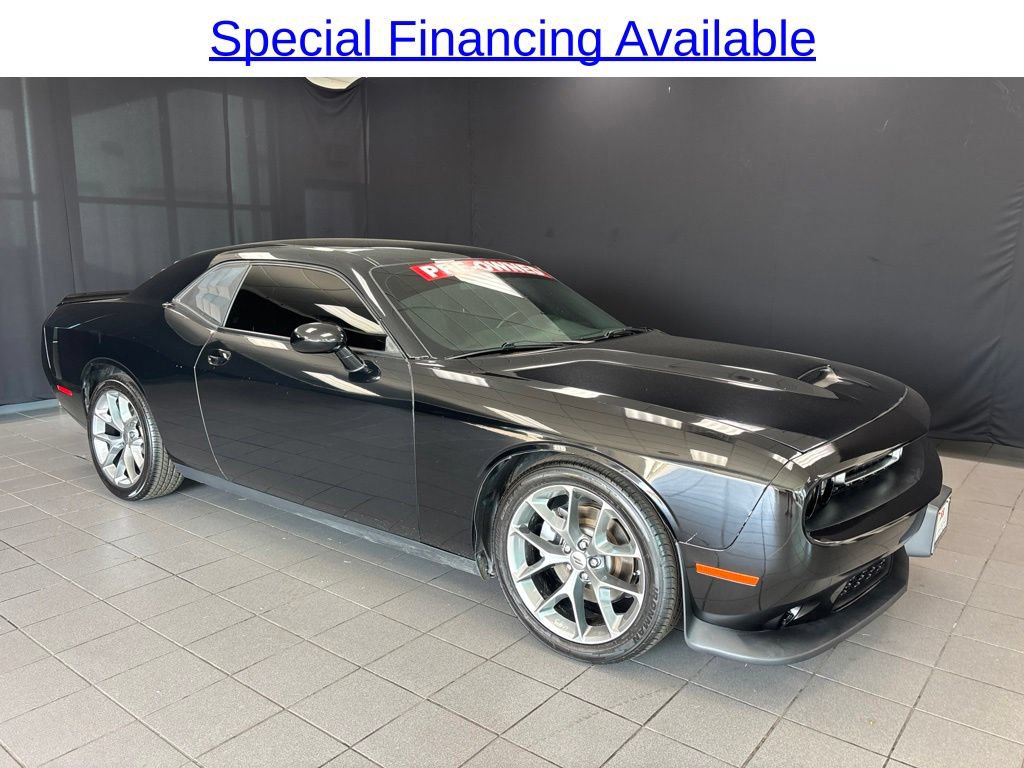 Used 2022 Dodge Challenger GT RWD image 1