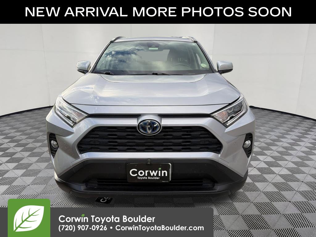 Used 2021 Toyota RAV4 XLE Premium AWD/4WD image 2