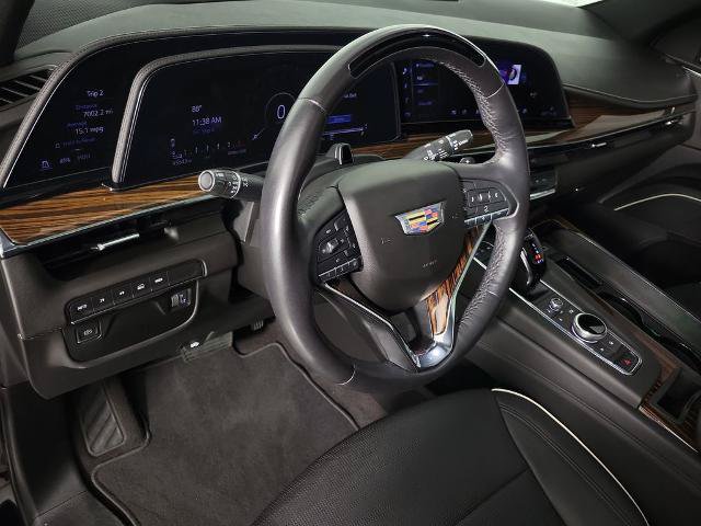 Used 2023 Cadillac Escalade ESV Premium Luxury AWD/4WD image 23