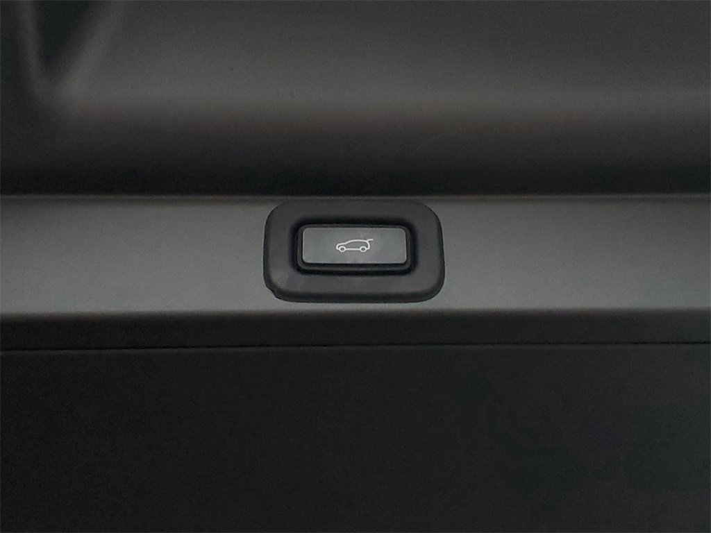 Used 2023 Land Rover Range Rover SE image 33