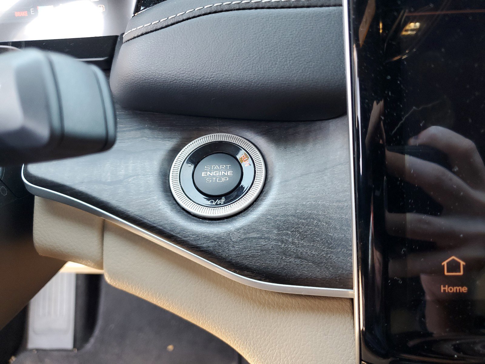 Certified 2023 Jeep Grand Cherokee 4xe w/ Luxury Tech Group II image 22