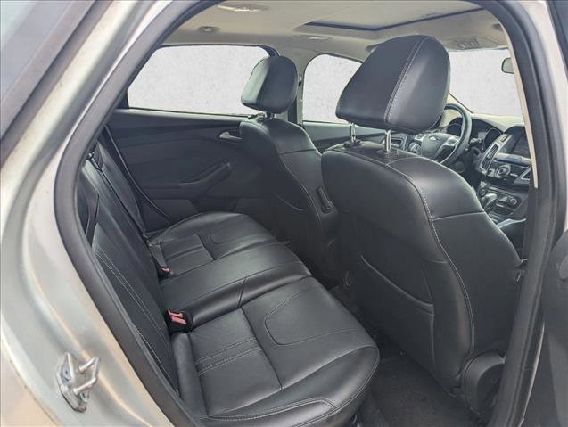 Used 2014 Ford Focus Titanium FWD image 15