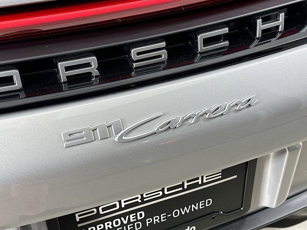 Certified 2025 Porsche 911 Carrera RWD image 31