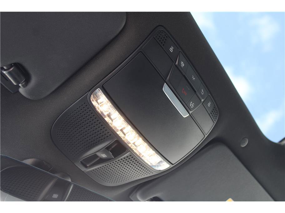 Used 2021 Mercedes-Benz GLC 300 4MATIC image 33