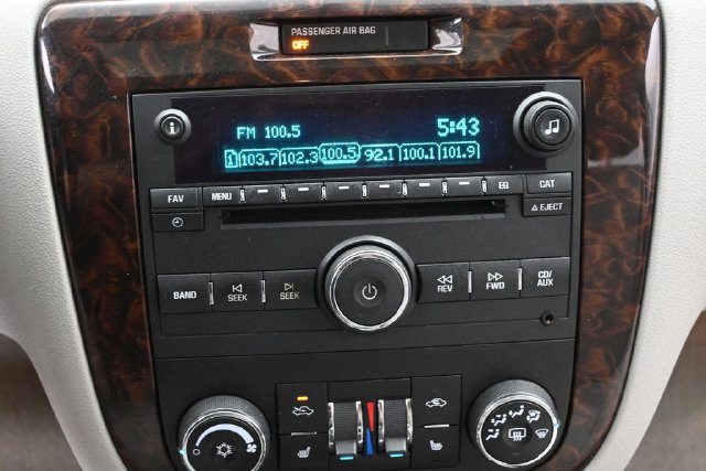 Used 2014 Chevrolet Impala LTZ FWD image 24