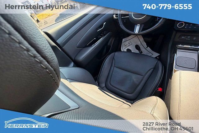 Certified 2025 Hyundai Tucson Limited image 9