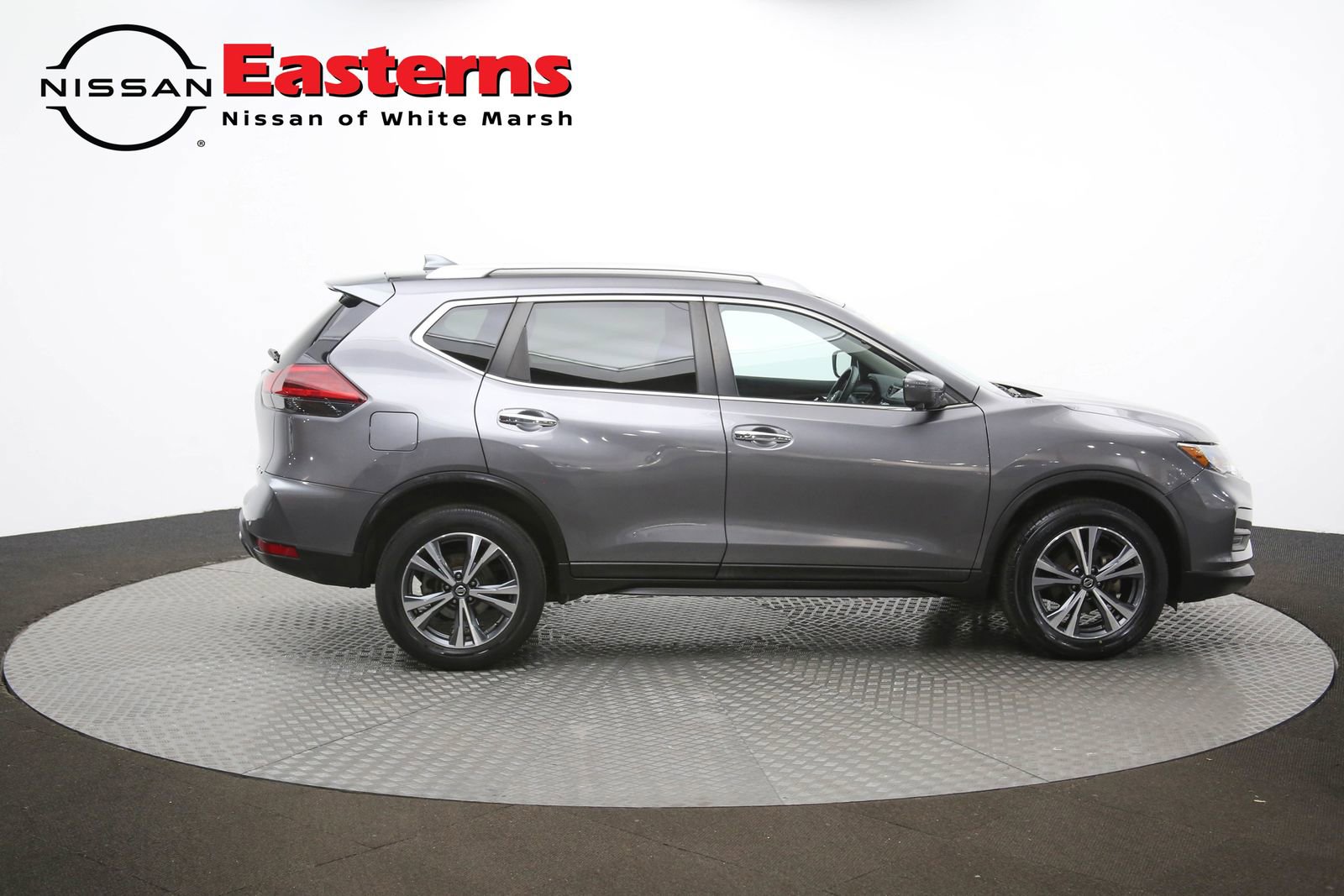 Used 2019 Nissan Rogue SV w/ Premium Package image 47