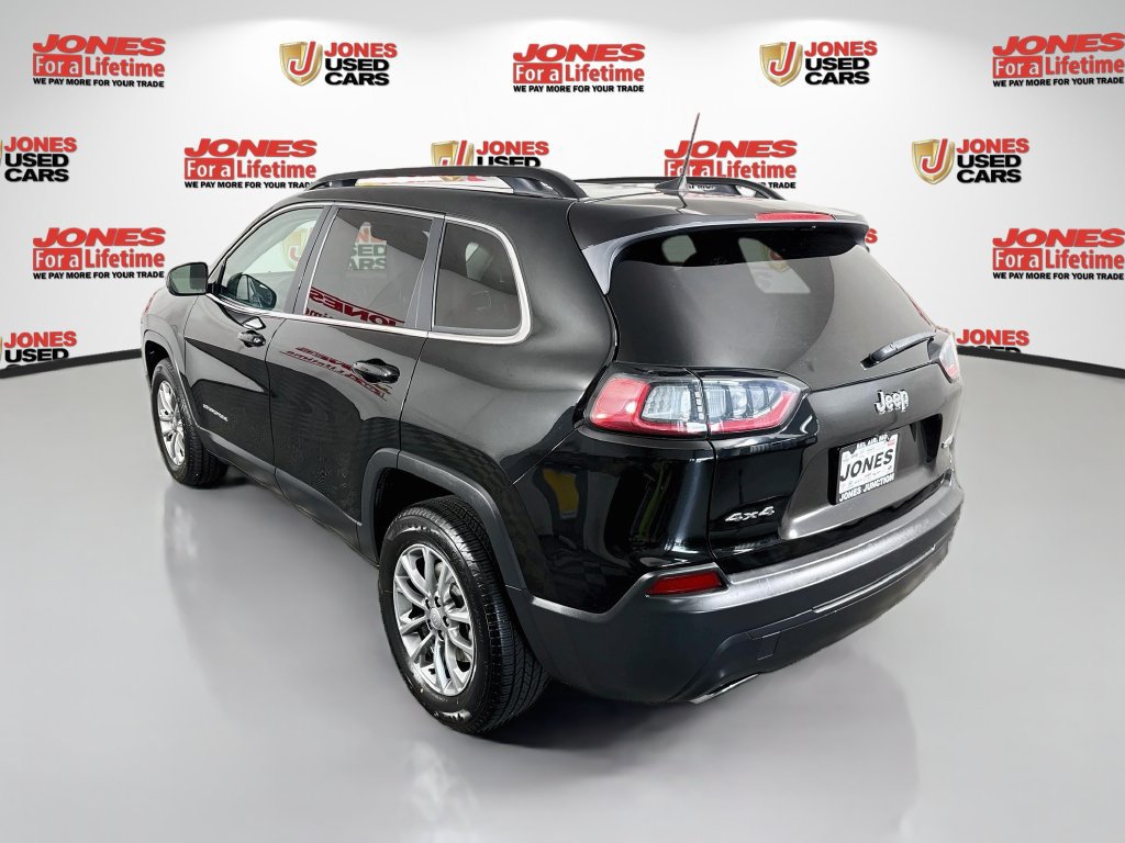 Used 2022 Jeep Cherokee Latitude Lux w/ Sun & Sound Group AWD/4WD image 2