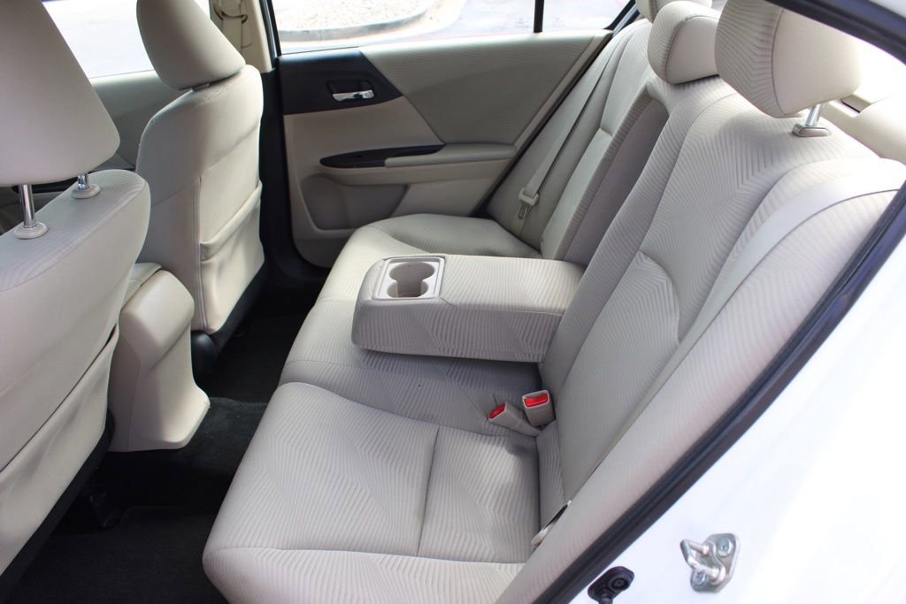 Used 2016 Honda Accord LX image 23