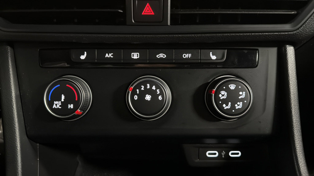 Certified 2024 Volkswagen Jetta Sport image 24