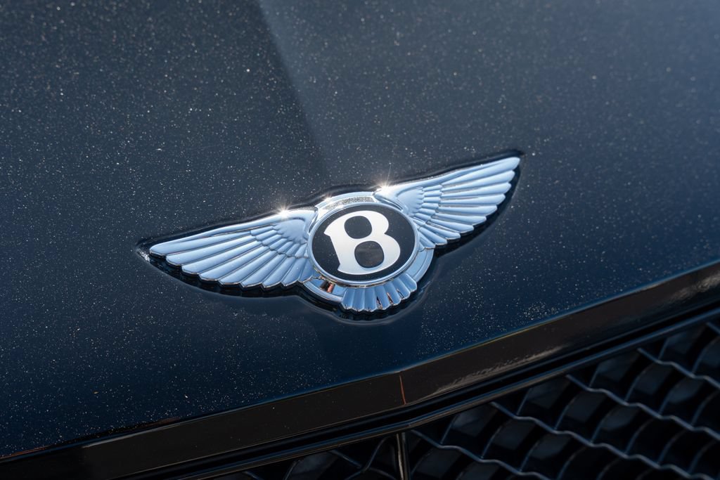 Used 2022 Bentley Bentayga AWD/4WD image 7