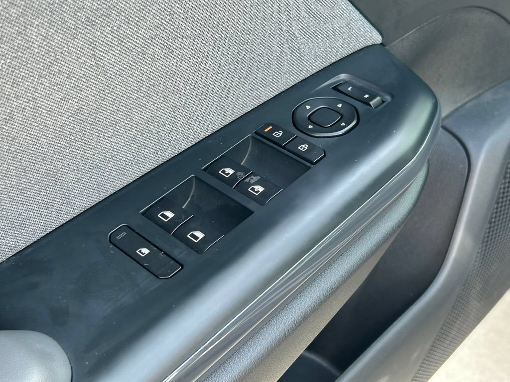 Used 2025 Kia K4 EX FWD image 21