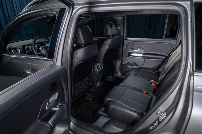 New 2026 Mercedes-Benz GLB 250 4MATIC image 24