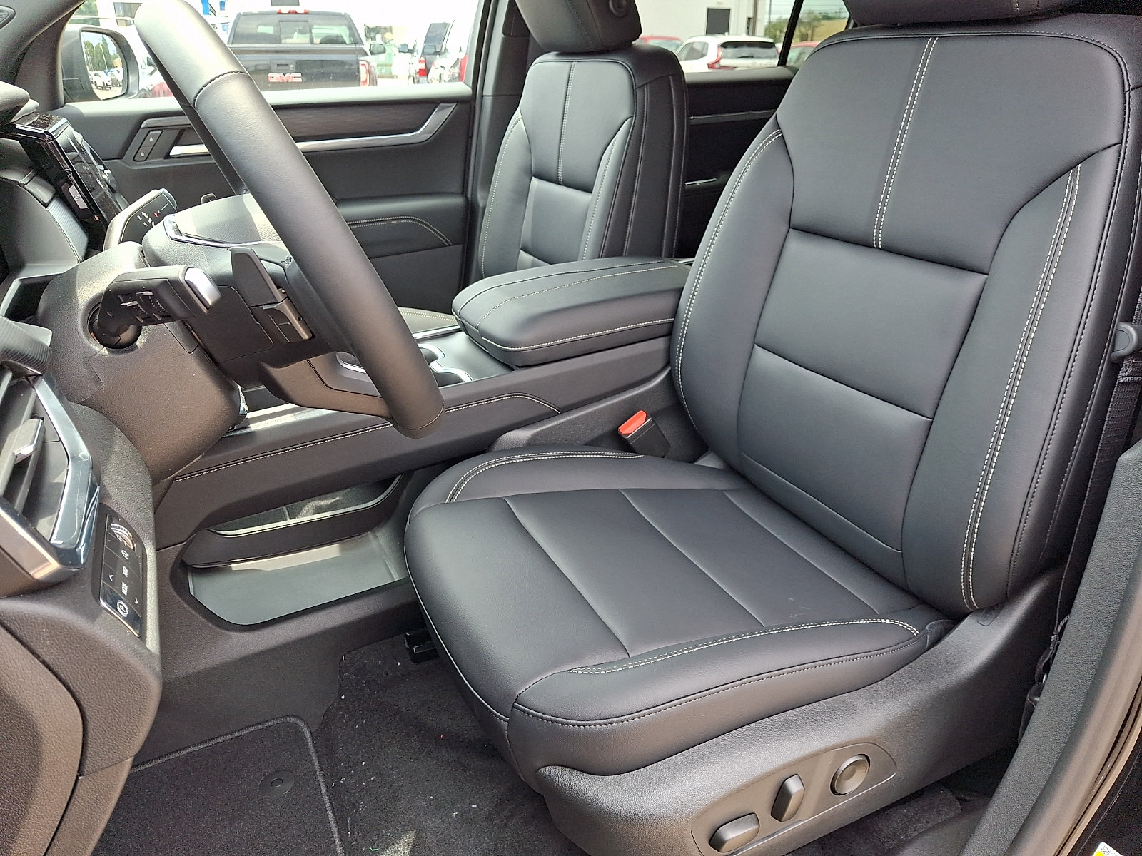 New 2026 GMC Acadia Elevation w/ Elevation Premium Package AWD/4WD image 7