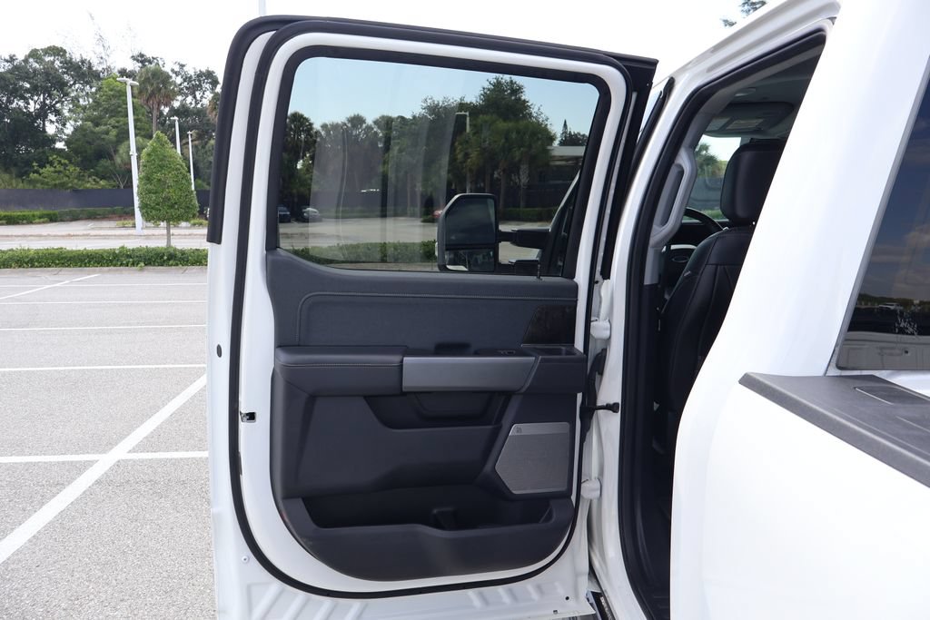 Used 2024 Ford F250 Lariat w/ Lariat Ultimate Package AWD/4WD image 21