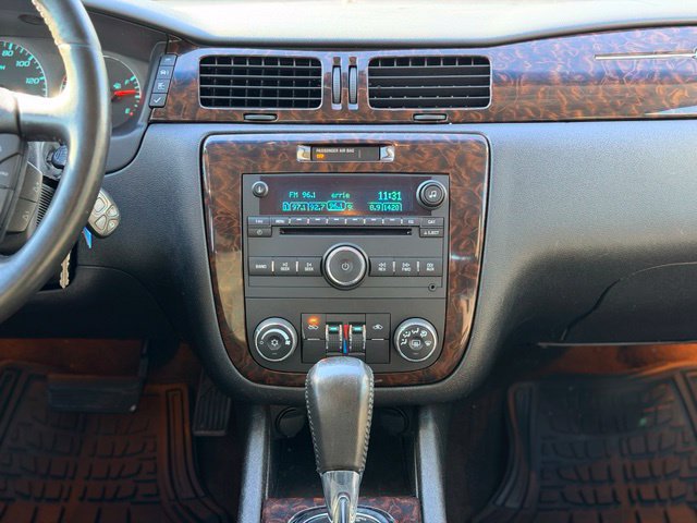 Used 2014 Chevrolet Impala LT FWD image 18