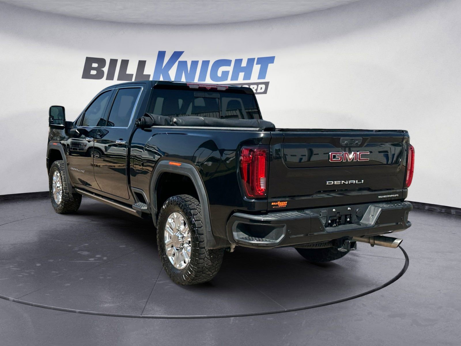 Used 2022 GMC Sierra 2500 Denali AWD/4WD image 3