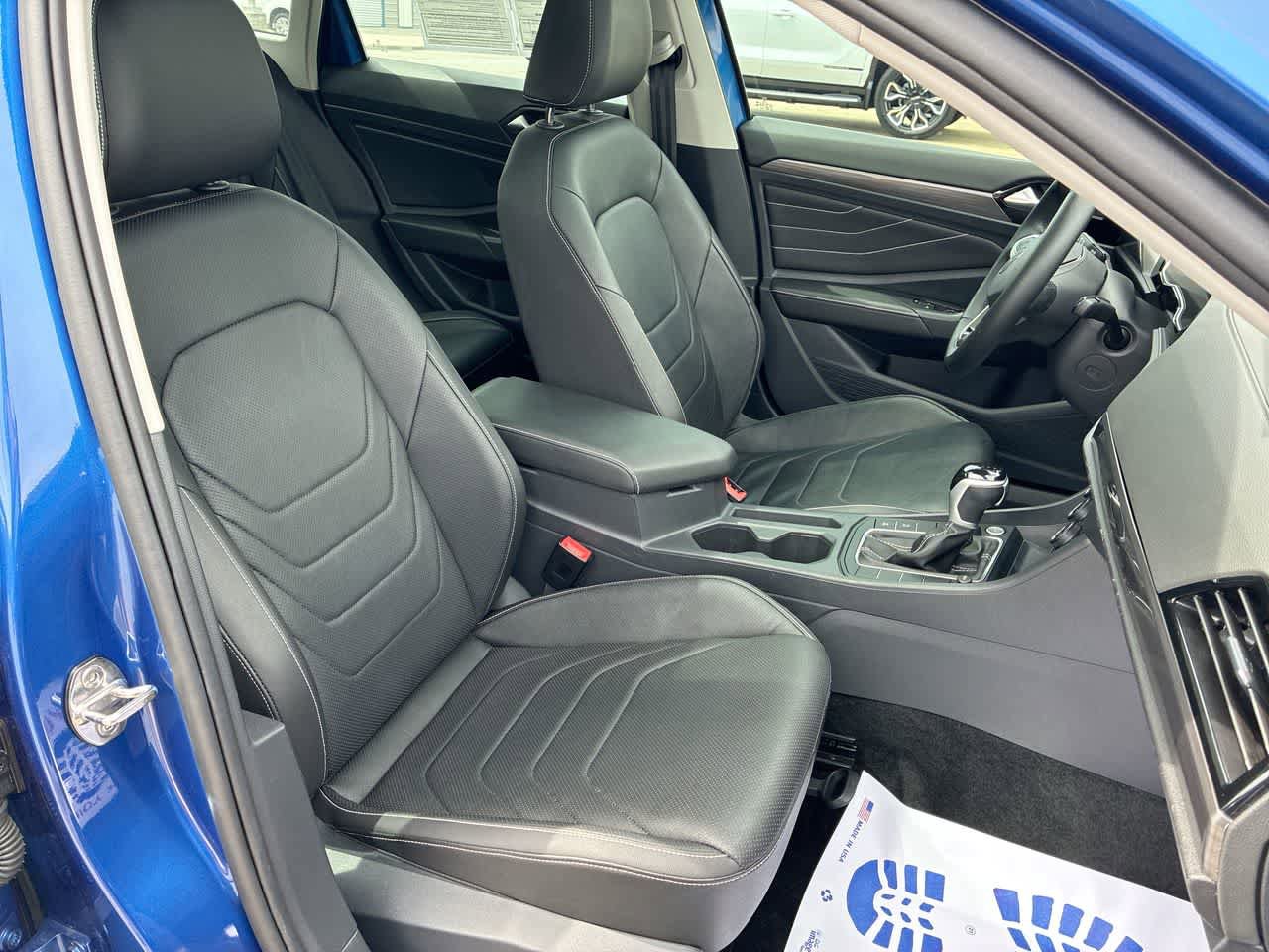 Used 2024 Volkswagen Jetta SEL image 28