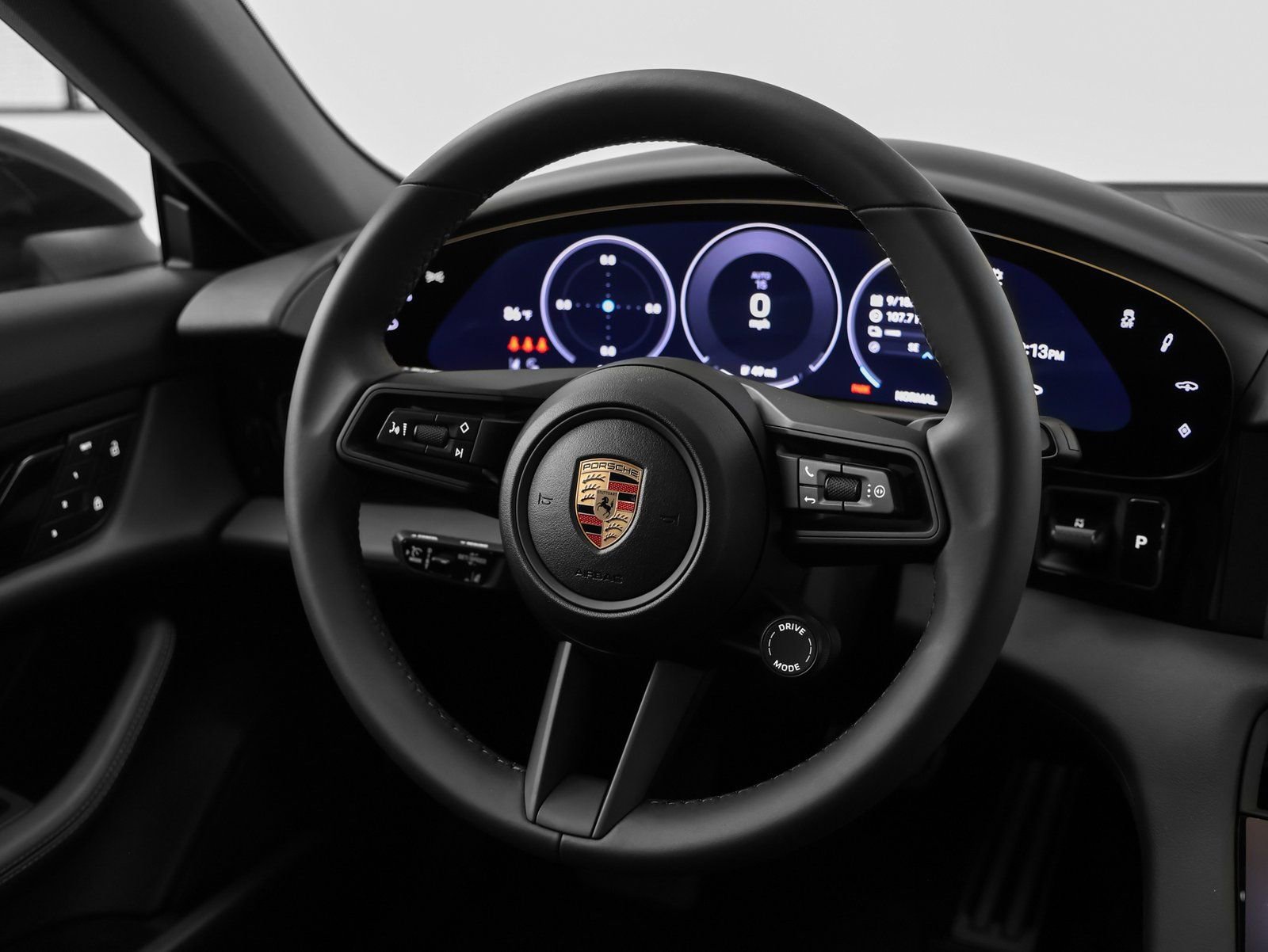 New 2026 Porsche Taycan image 33