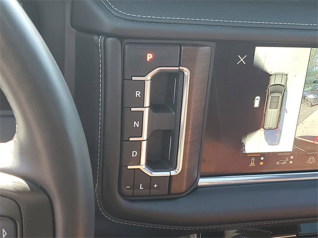 Used 2023 GMC Yukon Denali Ultimate image 16