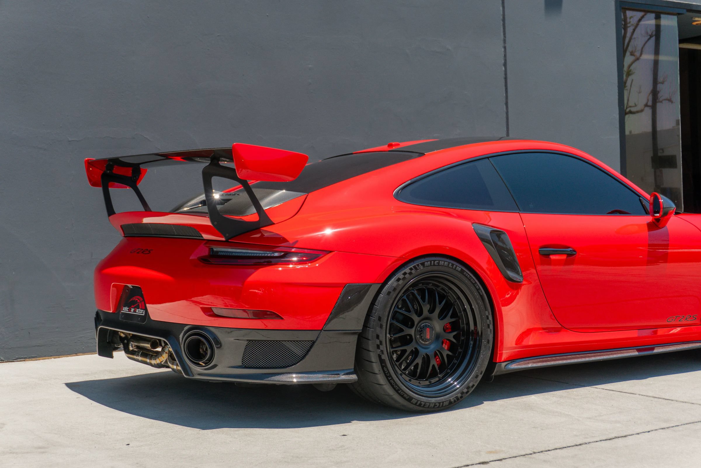 Used 2018 Porsche 911 GT2 RS RWD image 36