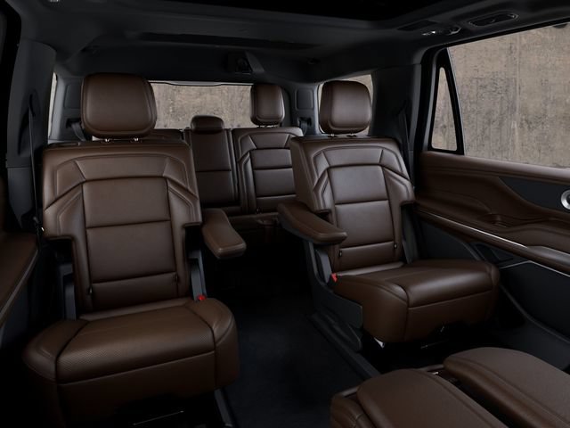New 2027 Lincoln Navigator Reserve AWD/4WD image 11