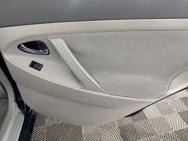 Used 2008 Toyota Camry LE image 29