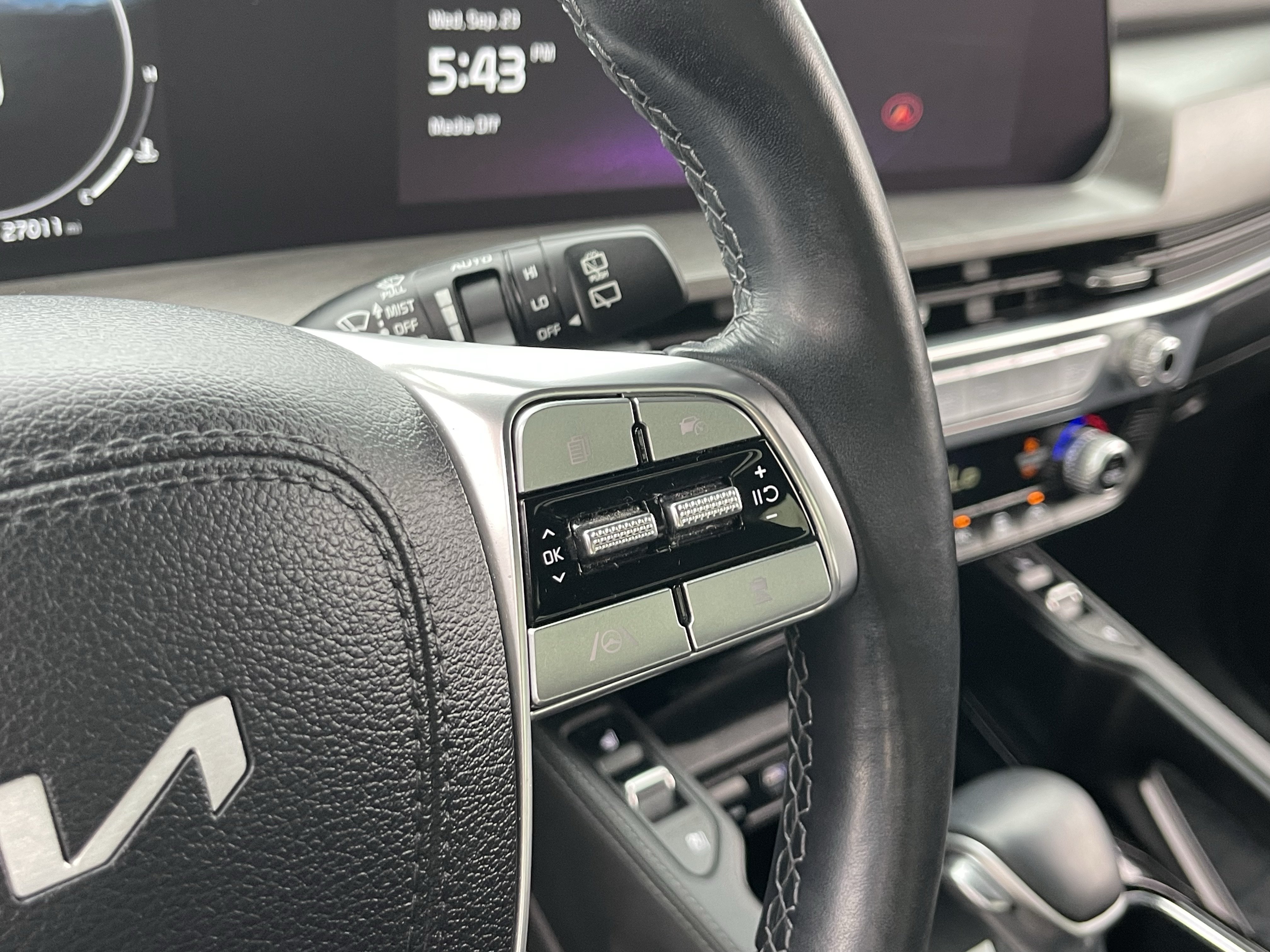 Certified 2024 Kia Telluride SX Prestige X-Pro AWD/4WD image 25