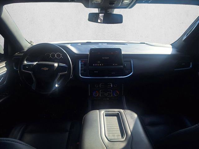 Used 2021 Chevrolet Suburban LT image 16