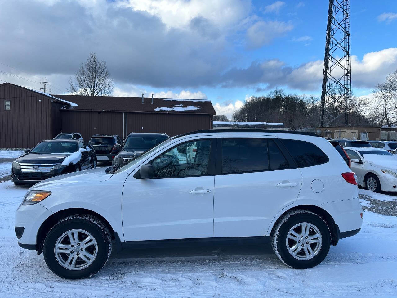 Used 2012 Hyundai Santa Fe GLS image 8
