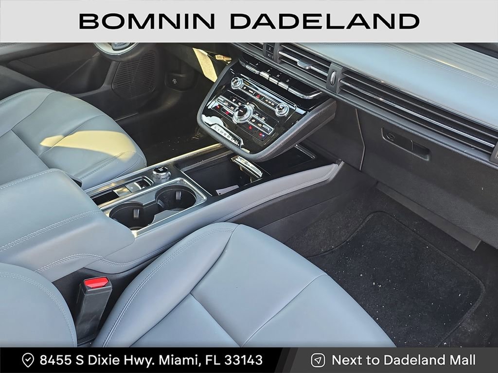 Used 2021 Lincoln Corsair FWD image 10