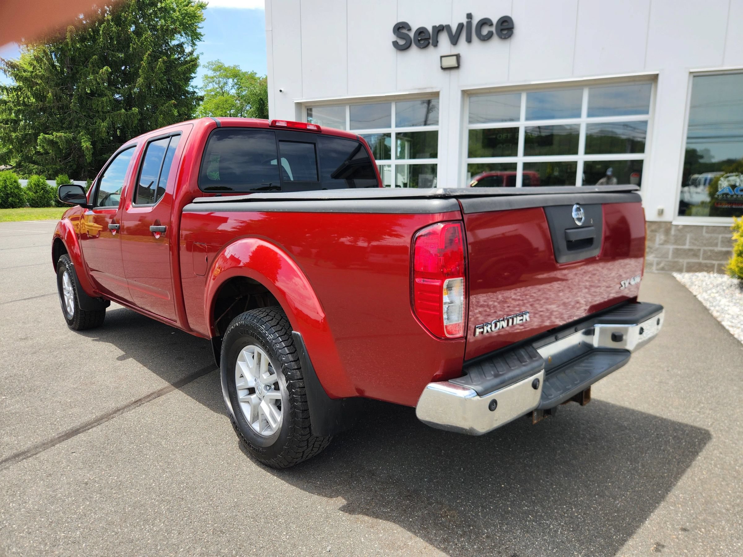 Used 2018 Nissan Frontier SV w/ Value Truck Package AWD/4WD image 12
