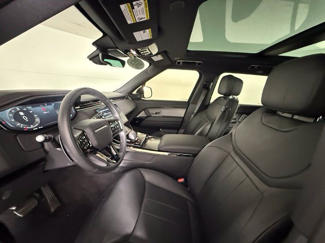 Used 2025 Land Rover Range Rover Sport Dynamic SE AWD/4WD image 12
