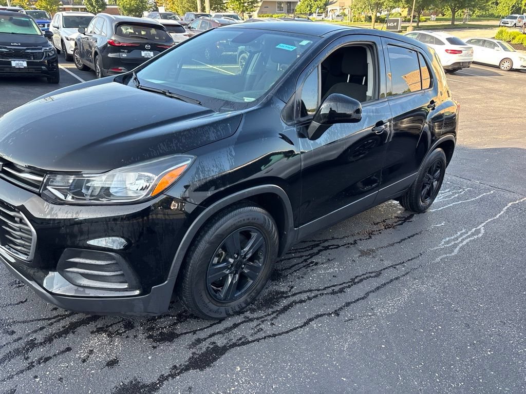 Used 2020 Chevrolet Trax LS FWD image 7