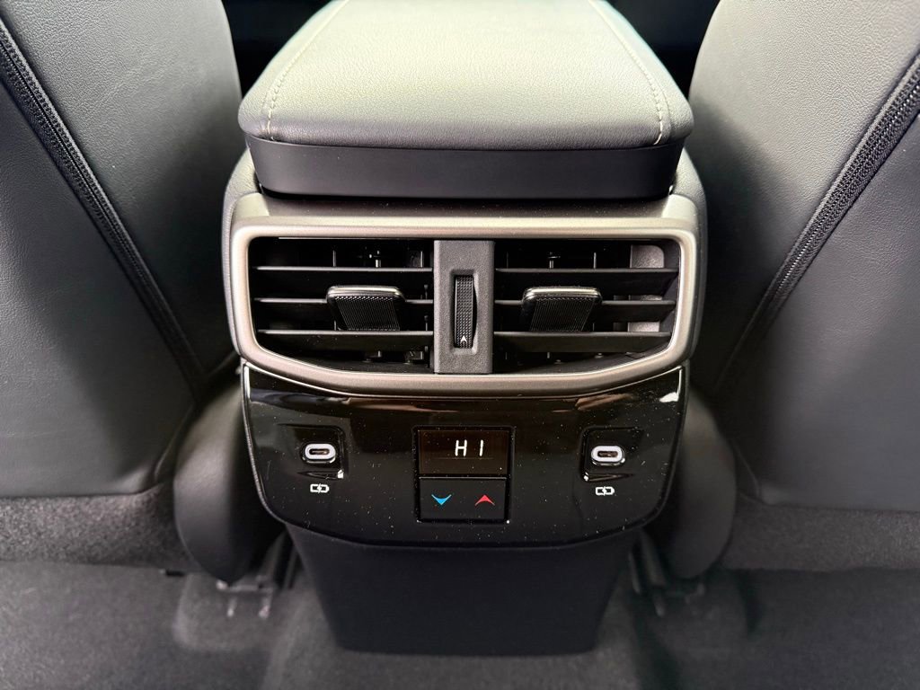 Used 2024 Lexus RX 350 Premium image 17