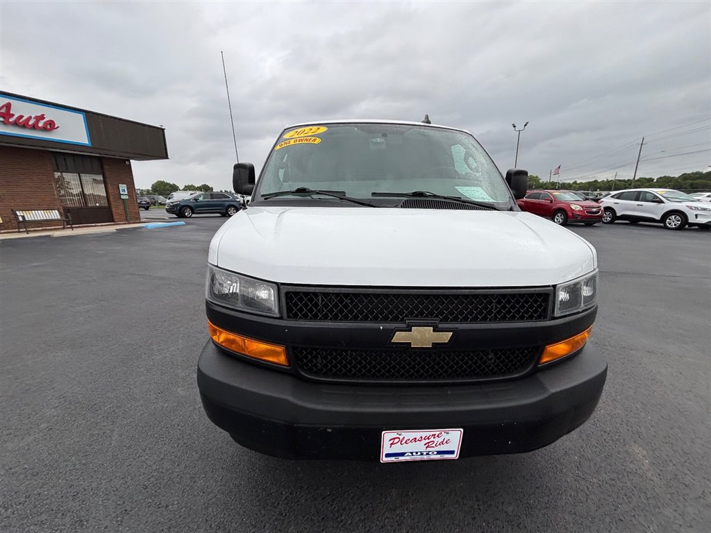 Used 2022 Chevrolet Express 2500 w/ Driver Convenience Package RWD image 11