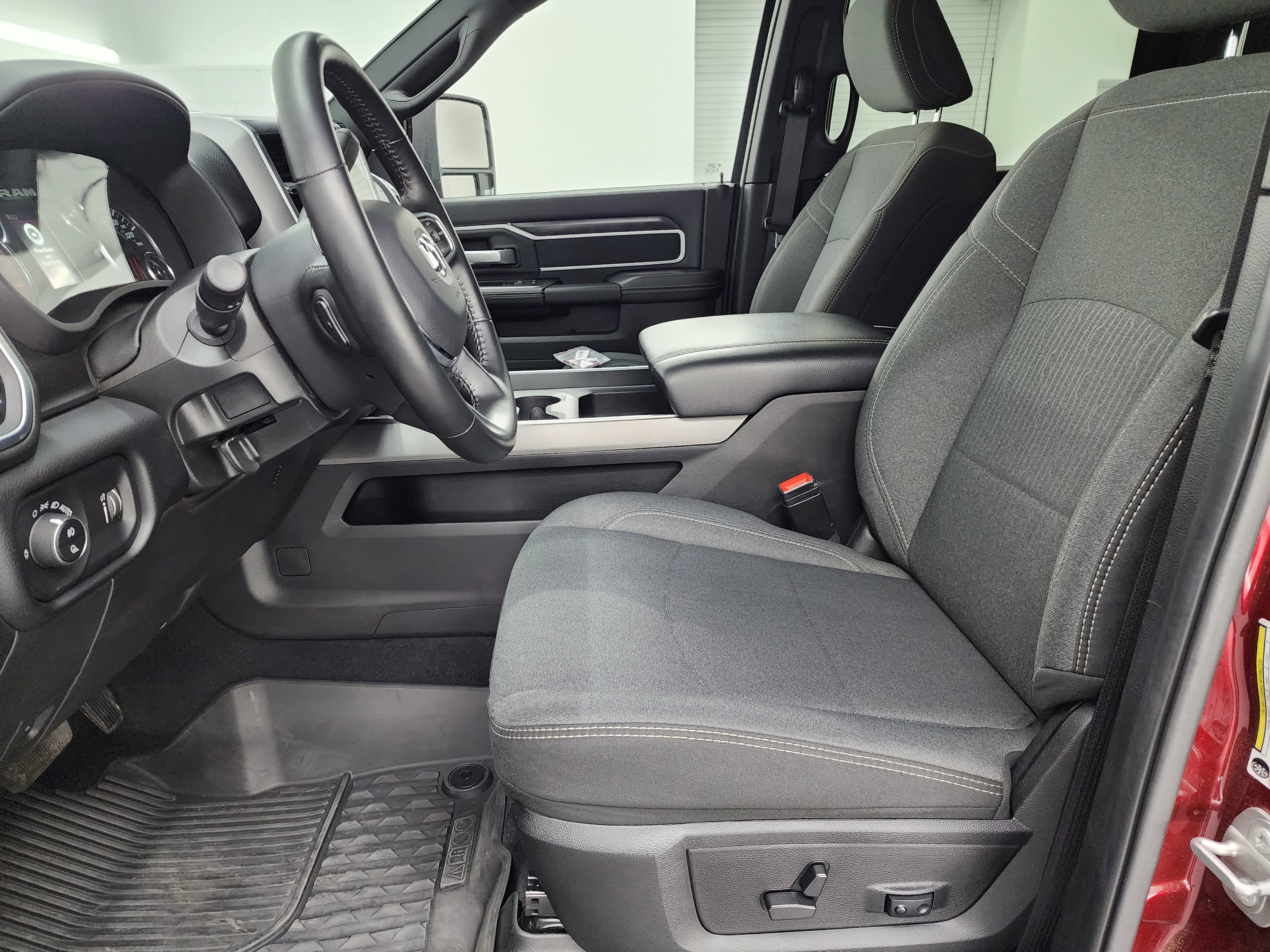 Used 2024 RAM 3500 Big Horn w/ Night Edition image 8