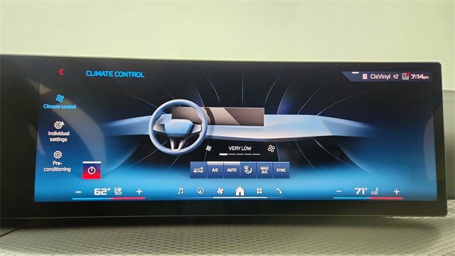 Used 2026 BMW M440i Convertible image 48