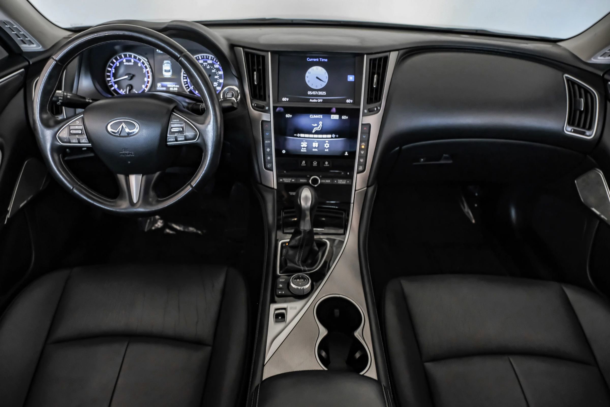 Used 2017 INFINITI Q50 3.0t Premium image 11